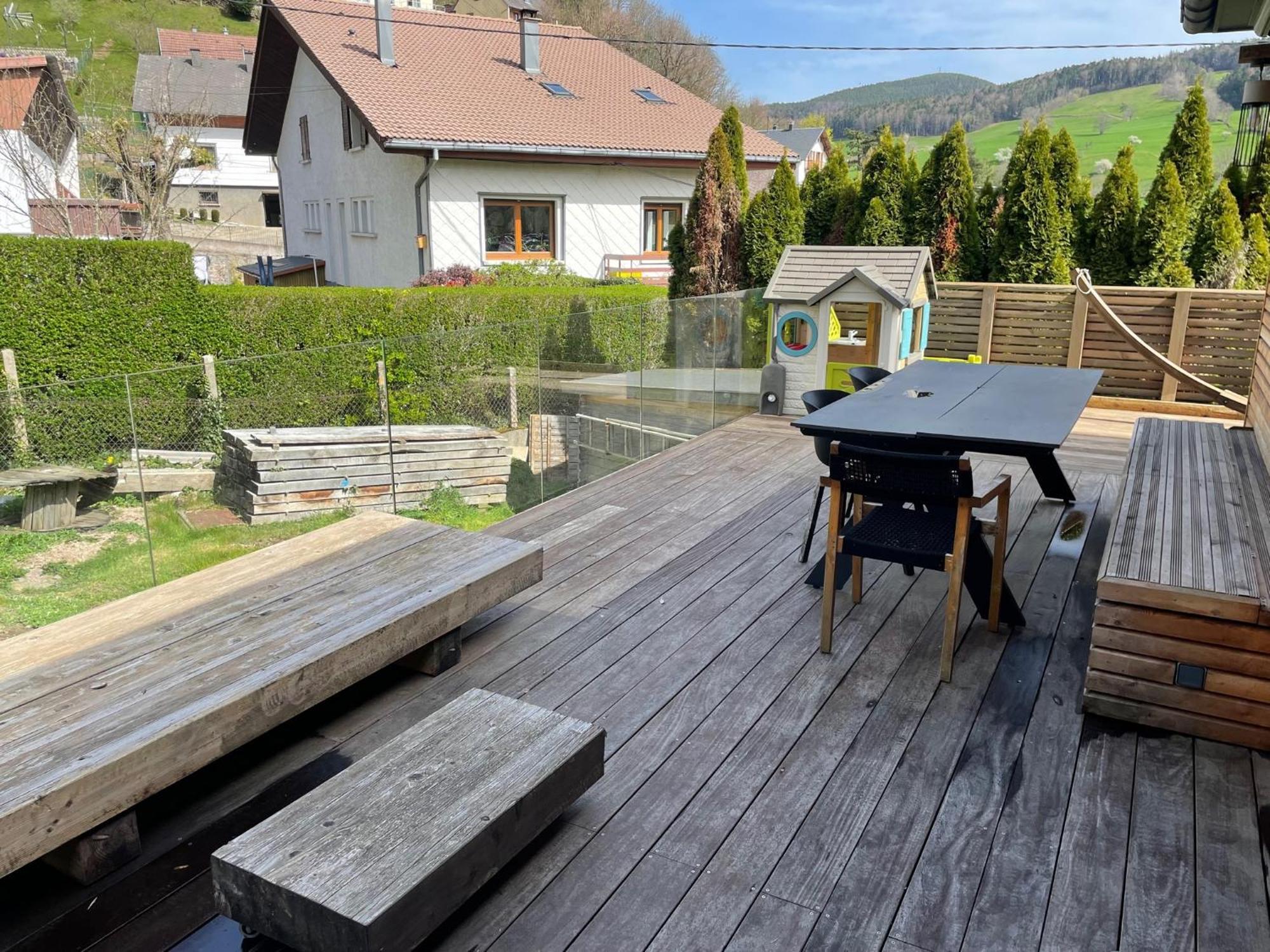 Joli Logement Avec Terrasse La Cigale 6 A 8 Personnes Orbey Exterior foto
